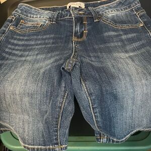Judy Blue distressed  Denim Bermuda Shorts